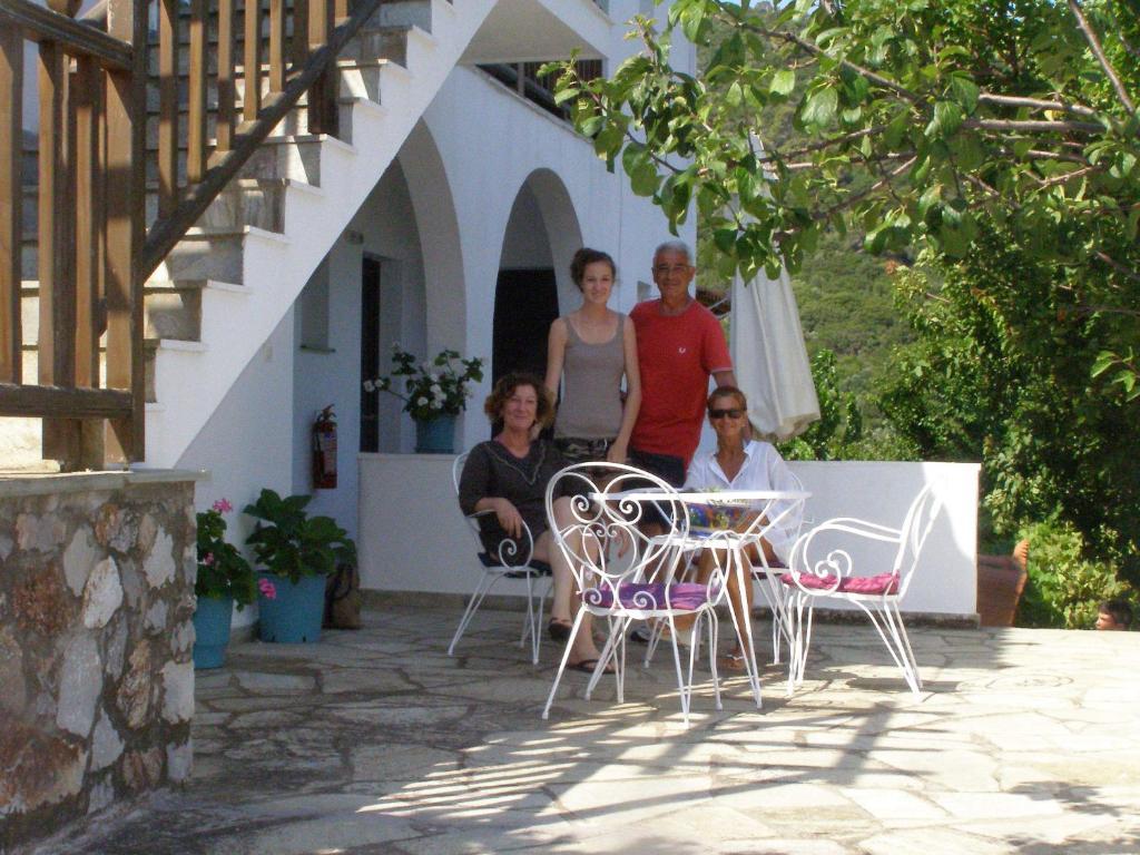 Hotel To Ktima Tis Matinas à Stafylos Extérieur photo